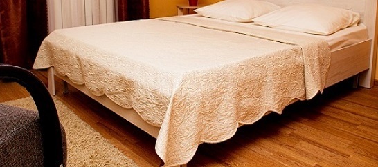 Заказать номер недорого г. Ростов на Дону Семейный номер гостиница Абрикос